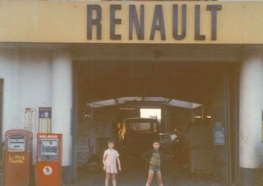 Photo garage Renault en 1962