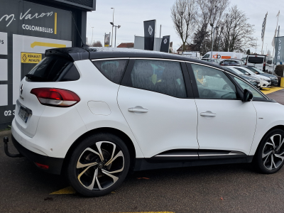 Renault&nbsp;SCENIC IV Business intens 1,7 Blue dci 150 cv EDC