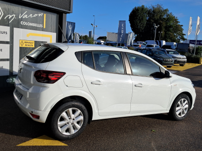 Dacia Sandero Confort Sce 65 cv - 22